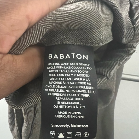 Aritzia Babaton Conan Cropped Trouser, size 6 - Picture 2 of 5